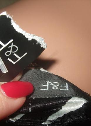 Стильне плаття з кишенями 6