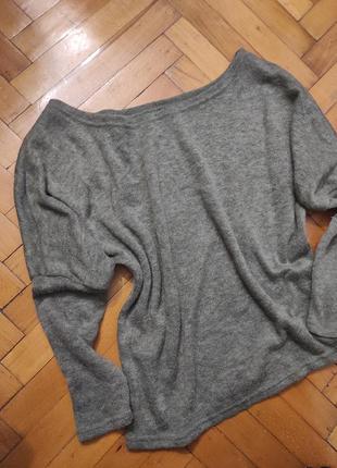 Кофта свитер со спущенными плечиками2 фото