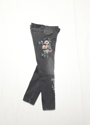Zara джинсы серые с цветами стрейч  р 42