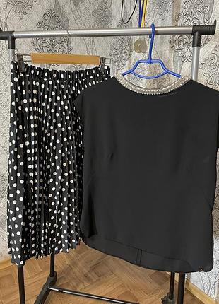 Костюм жіночий