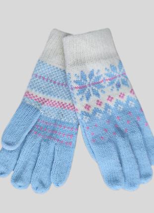 Перчатки вязанные женские голубого цвета теплые c оргаментом снежинки4 фото