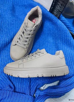 Женские зимние бежевые кеды на меху жіночі круті бежеві кеди з хутром на зиму4 фото