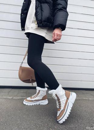 Утепленные крутые женские зимние ботинки на флисе жіночі стильні ботіночки на флісі7 фото