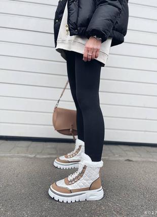 Утеплені круті жіночі зимові черевики на флісі жіночі стильні ботіночки на флісі8 фото