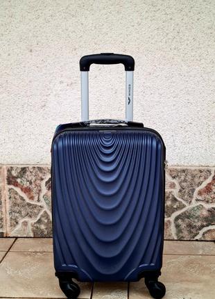 Качественные  бютик косметичка  чемодан валіза wings5 фото