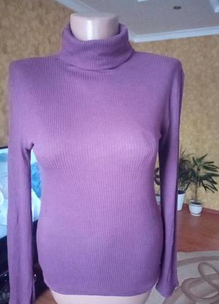 Водолазка в рубчик