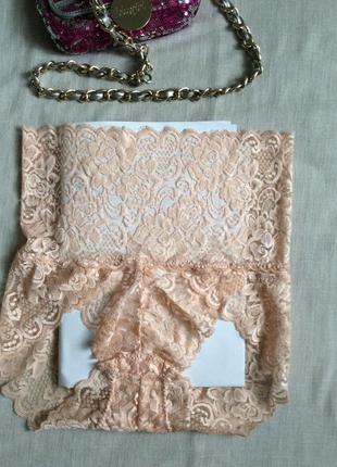 Мереживні трусики з високою талією