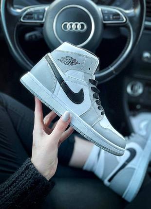 Кроссовки jord*n 1 mid light smoke grey✨