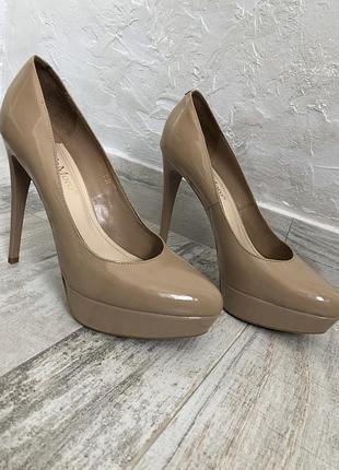 Супер ціна!!! лакові туфлі!