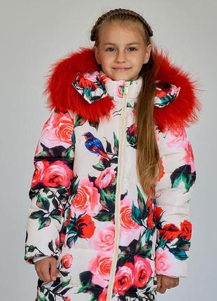 Детское зимнее пальто с принтом розы с натуральной опушкой3 фото