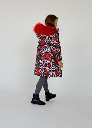 Детское подростковое зимнее пальто с принтом лео розы с натуральной опушкой3 фото