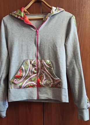 Худі б/у. розмір s.