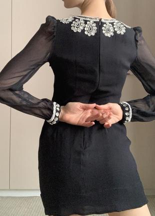 Міні сукня чорне з вишивкою бісером9 фото
