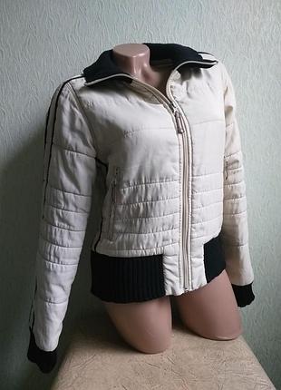 Blue one. спортивная куртка. бомбер. демисезонная. айвори, молочная. короткая, укороченная.