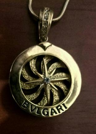 Підвіска в стилі bvlgari