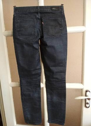 Темно сине-серые  джинсы-скинни levis c тонким восковым покрытием (лощенные)1 фото