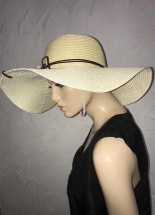 Солом'яний капелюх з широкими вільними полями4 фото