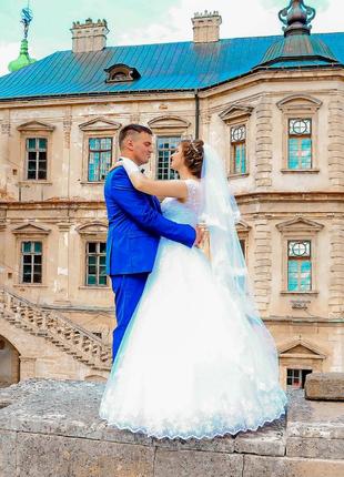 Весільна сукня