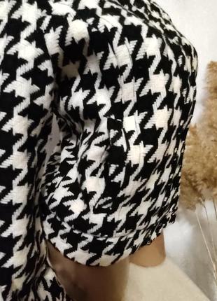 Ваза декоративная стеклянная 18 см прозрачная