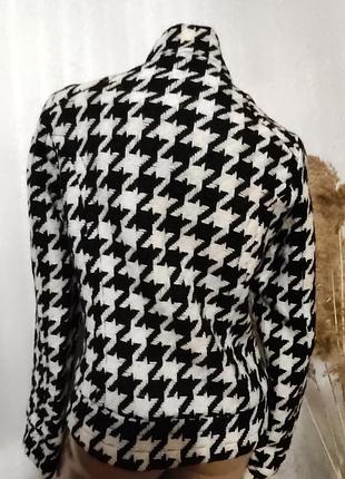 Ваза декоративная стеклянная 18 см прозрачная