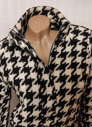 Ваза декоративная стеклянная 18 см прозрачная