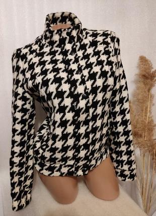 Ваза декоративная стеклянная 18 см прозрачная