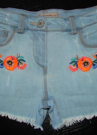 Крутые шорты next вышивка 6 лет (до 7 отл.) как новенькие