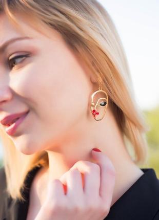 Стильные модные серьги "лицо" - в подарок к любому заказу