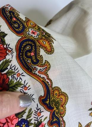 Красивый платок из тонкой шерсти с бахромой9 фото