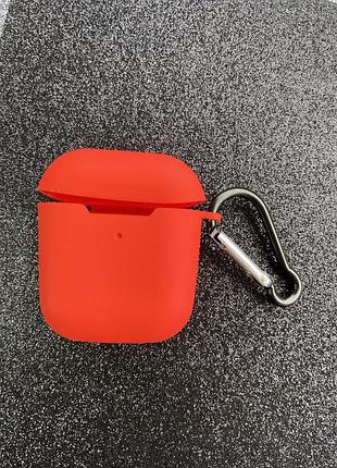 Силиконовый футляр для наушников airpods