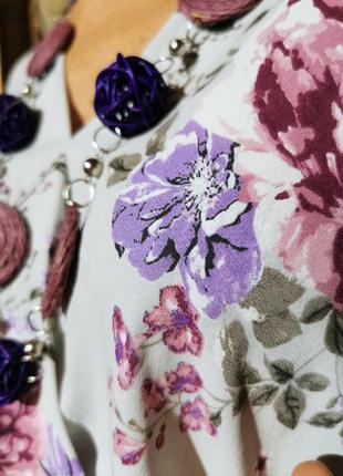 Блуза с имитацией запаха с баской в принт цветы billie blossom dorothy perkins2 фото