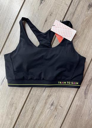 Спортивний топ