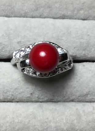 Перстень кольцо цвет серебро красный стразы стекло1 фото