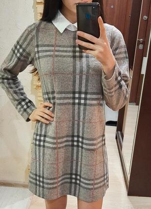 Женское платье с белым воротником!