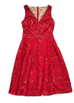 Кружевное платье миди в красном цвете oasis