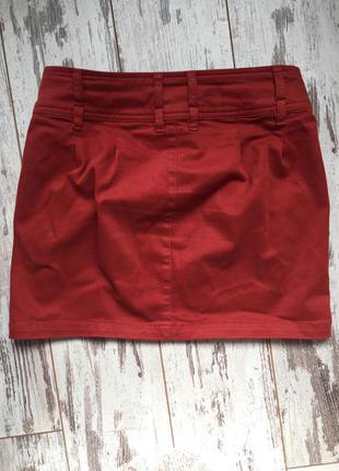 Красная плотная юбка от colins2 фото