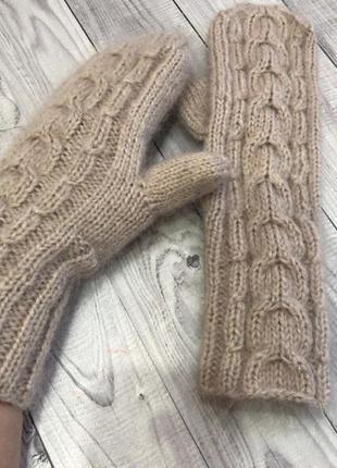 Мохеровые вязаные варежки серые белые митенки розовые пушистые рукавички