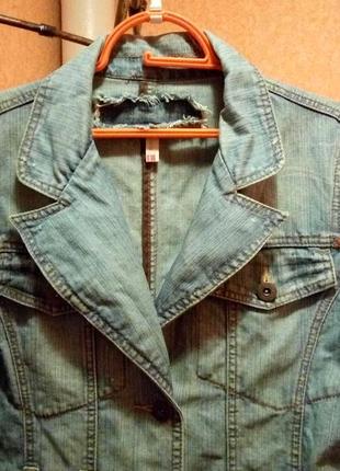 Охрігінальна джинсова куртка/жакет, своя
