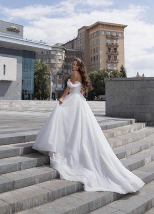 Дизайнерское свадебное платье от оксаны мухи2 фото