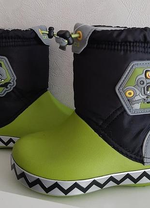 Чоботи crocs з мигалками оригінал с8 p. 24-25