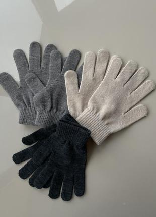 Чоловічі і жіночі рукавички різні1 фото