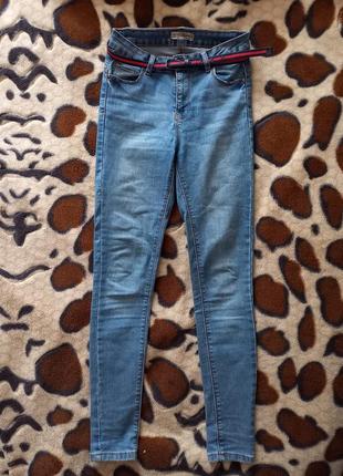 Джинсы