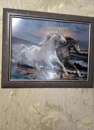 Картина вишита чеським бісером коні