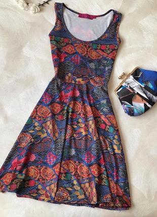 Платье сукня boohoo яркое