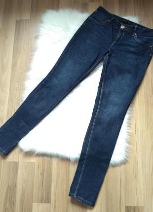 2 речі за ціною 1. щільні якісні прямі базові темно-сині джинси з потертостями2 фото