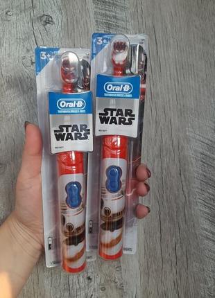 Oral в зубная щётка детская электрическая звездные воины робот вв8