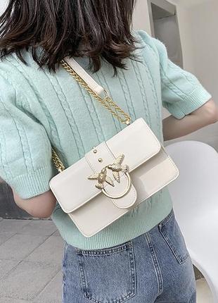 Женская классическая сумочка на цепочке кросс-боди через плечо с птичками белая6 фото