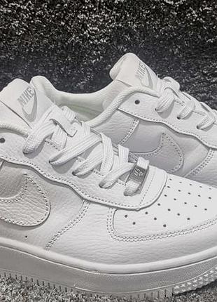 Жіночі  кросівки  nike air force white