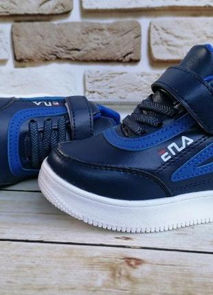 Стильні кросівки — хайтопи