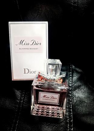 Cristian dior miss dior blooming bouquet 100мл оригінал женнская туалетна вода, парфуми парфуми діор міс діор блумінг букет діор міс діор міс